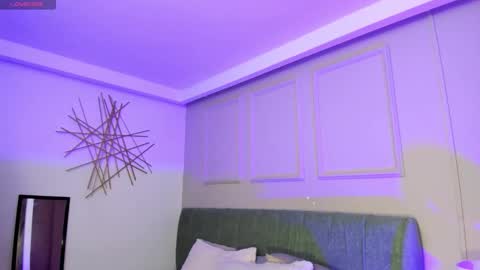 Snapshot of eva_boston chatting on November 2025 01:37:01 AM Eva online show from November 2025 01:37:01 AM