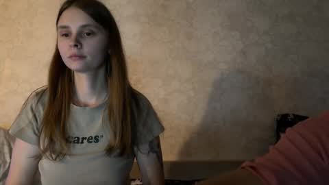 Eva Calvin online show from November 2025 03:03:01 PM