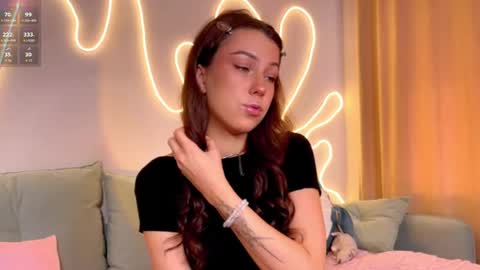 Snapshot of eva_collins_x chatting on April 2026 03:08:02 AM Eva online show from April 2026 03:08:02 AM