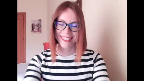 Snapshot of eva_cutesmile chatting on May 2026 05:10:02 PM Eva online show from May 2026 05:10:02 PM