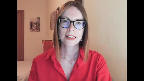 Snapshot of eva_cutesmile chatting on May 2026 05:51:02 PM Eva online show from May 2026 05:51:02 PM