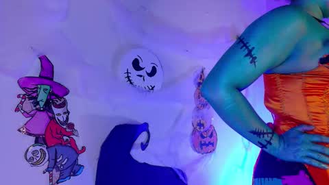 EVA DAEMON  online show from October 2025 11:44:01 AM