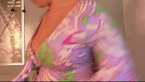 EVA DAEMON  online show from November 2025 11:54:01 PM