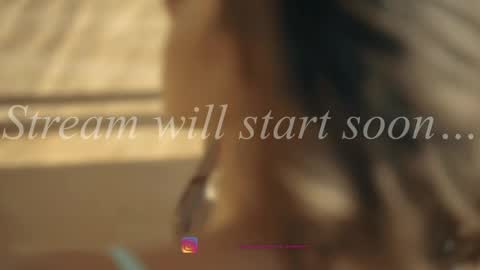 Snapshot of eva_fashionista chatting on June 2026 08:43:01 PM Eva online show from June 2026 08:43:01 PM