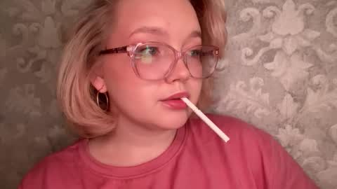 eva_kittenn online show from September 2025 07:18:02 PM