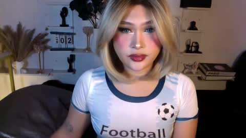 Snapshot of eva_mazikeen69 chatting on May 2026 10:04:02 PM Queen Eva Mazikeen online show from May 2026 10:04:02 PM
