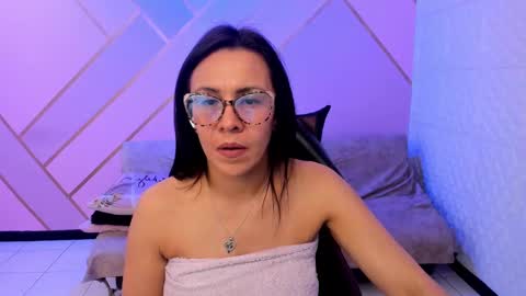 Snapshot of eva_mermaid chatting on September 2025 02:49:02 PM Eva online show from September 2025 02:49:02 PM