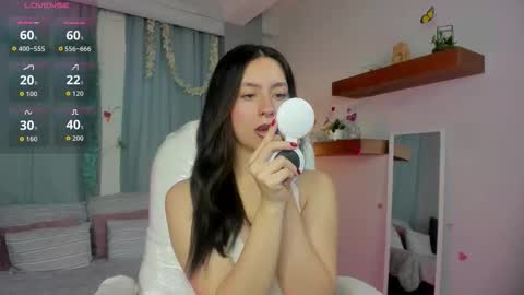 eva_monet online show from November 2025 01:55:01 PM