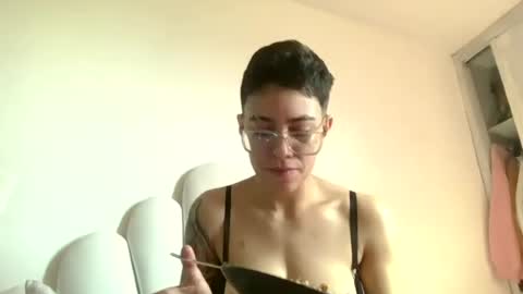 Snapshot of eva_monwalker chatting on July 2026 01:47:01 PM Eva cute online show from July 2026 01:47:01 PM