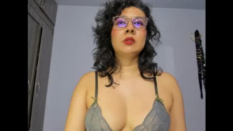 Snapshot of eva_rain01 chatting on July 2026 10:39:01 PM Eva online show from July 2026 10:39:01 PM