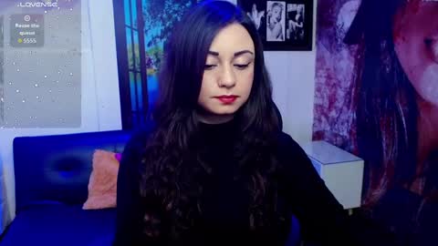 Snapshot of eva_rosell chatting on September 2025 03:06:02 PM Eva online show from September 2025 03:06:02 PM