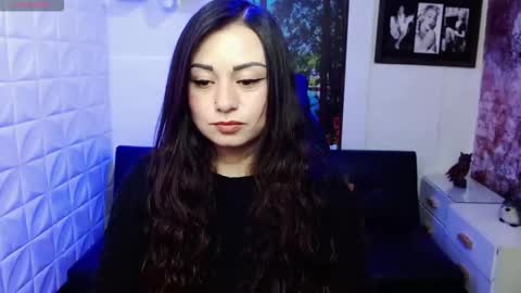 Snapshot of eva_rosell chatting on November 2025 02:28:01 PM Eva online show from November 2025 02:28:01 PM