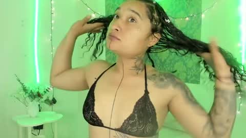 Eva  online show from May 2026 10:10:02 AM