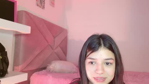 Snapshot of eva_sin18 chatting on June 2026 12:01:02 AM Eva Sin online show from June 2026 12:01:02 AM