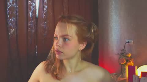 Snapshot of eva_sinn chatting on June 2026 10:29:01 AM Hi there i am Eva and i wish create a nice community with you so join my Ticket Show for more pleasure online show from June 2026 10:29:01 AM