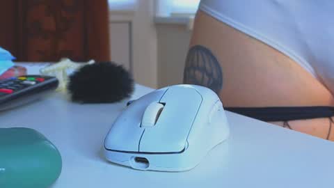 Hi there i am Eva and i wish create a nice community with you so join my Ticket Show for more pleasure online show from June 2026 02:06:01 PM