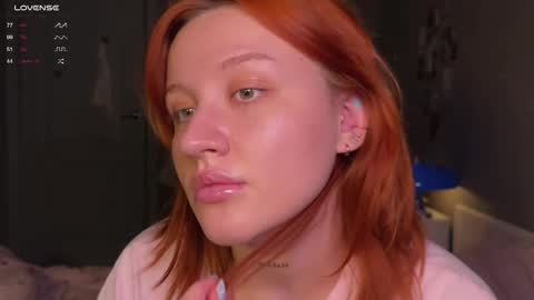 eva_swag online show from November 2025 05:27:01 PM