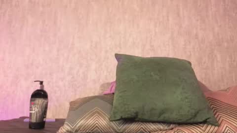 Eva online show from November 2025 08:40:02 PM