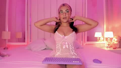 evaa_honey online show from May 2026 09:34:01 PM