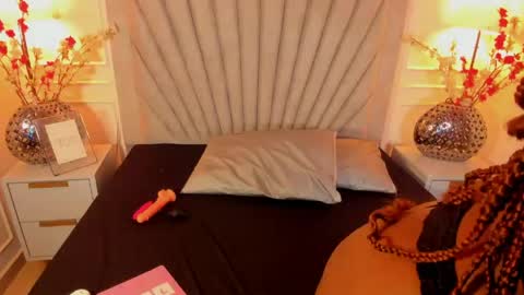 Eva  online show from June 2026 03:44:01 AM