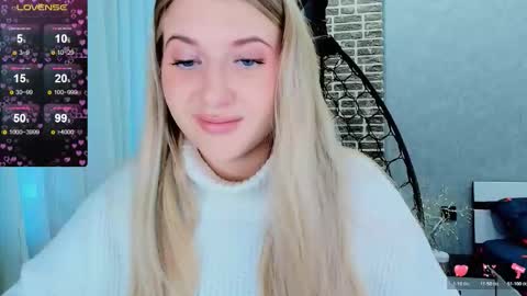 Eva  online show from October 2025 02:35:01 AM