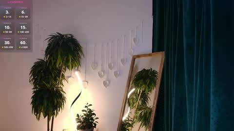 Eva  online show from April 2026 03:43:02 AM