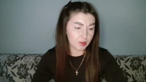 Evachaturbatte online show from April 2026 05:10:01 PM