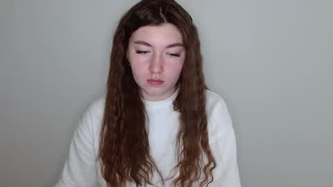 Evachaturbatte online show from April 2026 06:09:01 AM