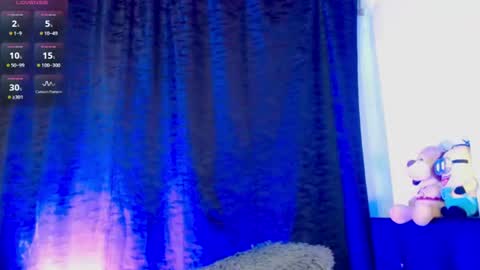 Snapshot of evah_lee chatting on June 2026 03:31:02 AM Evah Lee online show from June 2026 03:31:02 AM