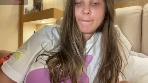 EvaHazard online show from May 2026 09:33:02 PM