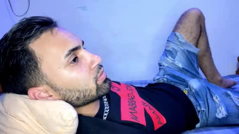 Snapshot of evan57036 chatting on January 2025 04:12:02 AM evan57036 online show from January 2025 04:12:02 AM