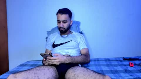 Snapshot of evan57036 chatting on February 2025 04:40:02 AM evan57036 online show from February 2025 04:40:02 AM