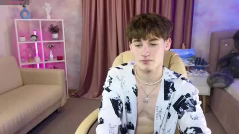 Snapshot of evan__joy chatting on February 2026 09:00:02 PM Evan online show from February 2026 09:00:02 PM