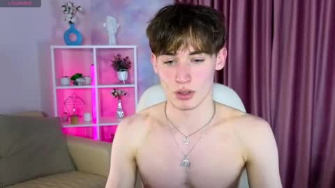 Snapshot of evan__joy chatting on February 2026 08:54:01 PM Evan online show from February 2026 08:54:01 PM