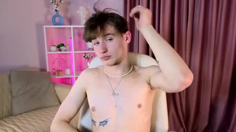 Snapshot of evan__joy chatting on March 2026 08:48:01 PM Evan online show from March 2026 08:48:01 PM