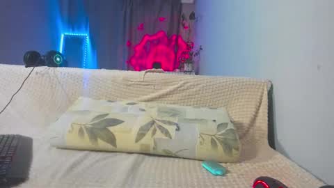 evan_boomer online show from October 2025 02:41:02 PM