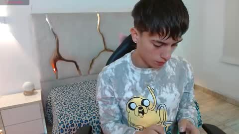 Snapshot of evan_tay chatting on February 2026 03:02:02 AM evan_tay online show from February 2026 03:02:02 AM