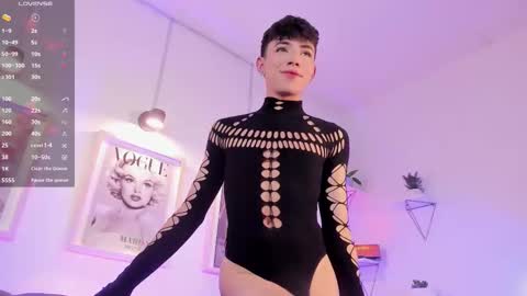 Snapshot of evan_voss chatting on February 2026 02:51:01 AM Evan voss help me get 200 likesindependent model online show from February 2026 02:51:01 AM