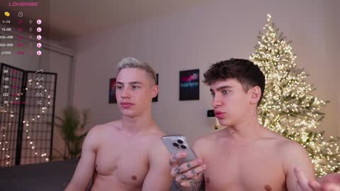 evan_white_ online show from December 2024 11:42:02 AM