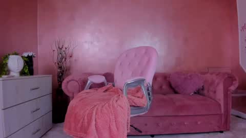 Eva online show from January 2025 10:41:02 PM