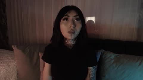 Eva online show from November 2025 11:07:02 PM