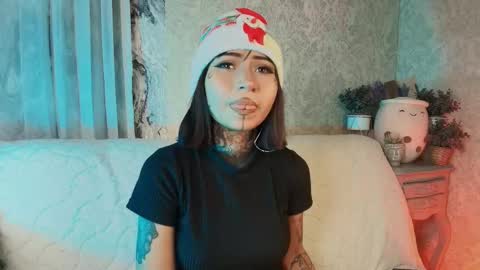 Eva online show from December 2025 08:50:02 PM