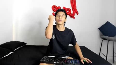 Evans collins24 online show from October 2025 08:53:02 PM