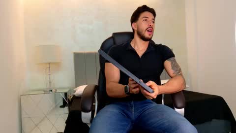 Snapshot of evans_opry1 chatting on February 2026 11:47:02 PM E V A N S online show from February 2026 11:47:02 PM