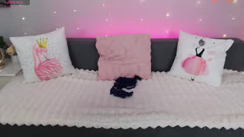 Adelina online show from June 2026 04:47:02 AM