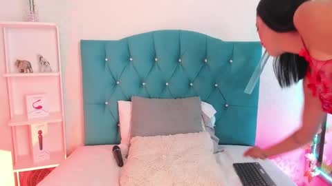 EVARITZ online show from March 2025 12:58:02 AM