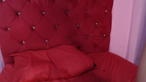 Eva    Instagram evasummer 1 online show from January 2025 09:43:02 AM