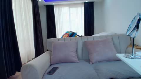 Snapshot of evasweet__ chatting on February 2026 04:56:01 PM EVA LUNA online show from February 2026 04:56:01 PM