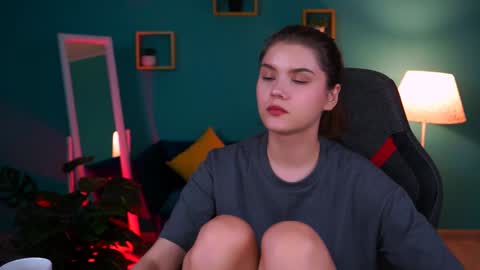 Eva  next stream -  - 1600 UTC2000  online show from January 2025 07:07:01 PM