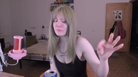      online show from November 2025 04:33:01 PM